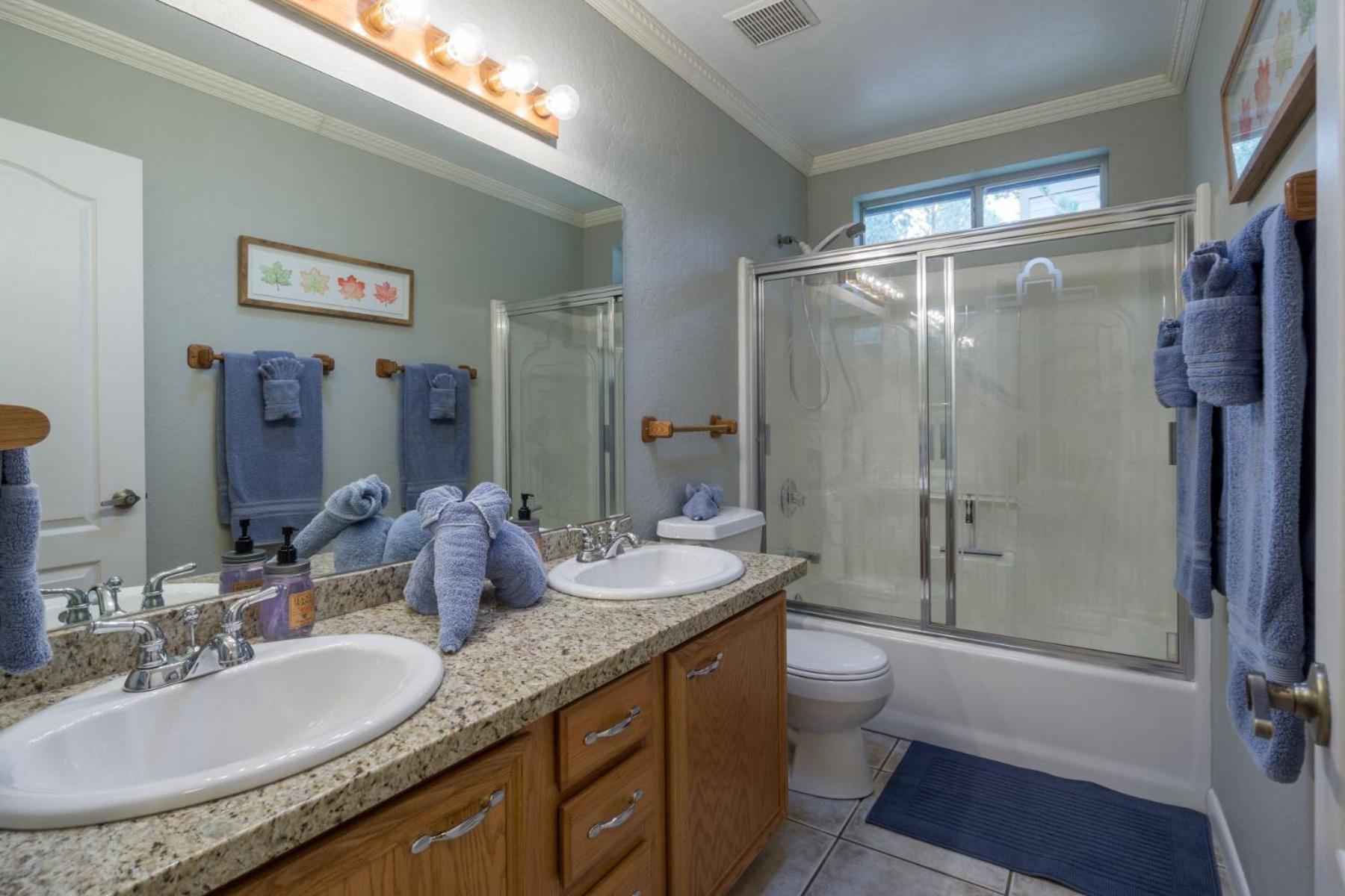 Coburn @ Country Club Game New Ac Pet And Family-friendly Hébergement de vacances *